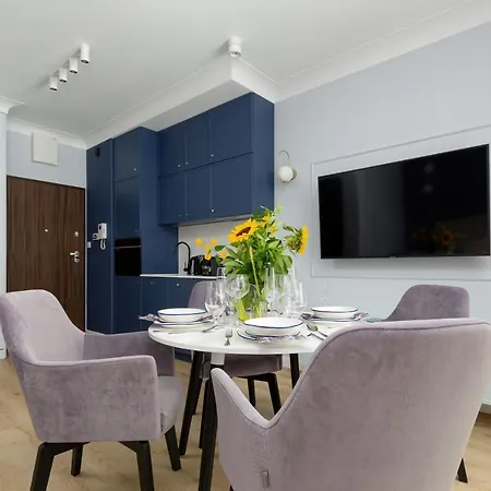 Centrum Pawia 51 By Renters Prestige * Varšava
