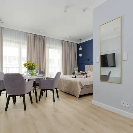 Centrum Pawia 51 By Renters Prestige *