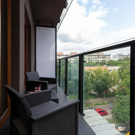 Centrum Pawia 51 By Renters Prestige *