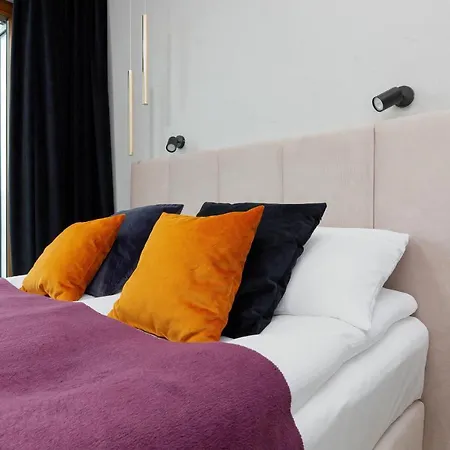 Centrum Pawia 51 By Renters Prestige *