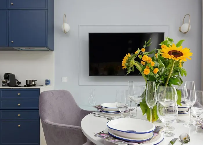 Centrum Pawia 51 By Renters Prestige *