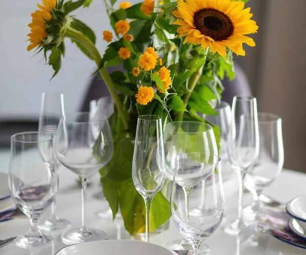 Centrum Pawia 51 By Renters Prestige