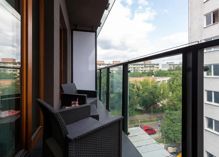 Centrum Pawia 51 By Renters Prestige *