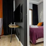 アパート Centrum Pawia 51 By Renters Prestige ワルシャワ
